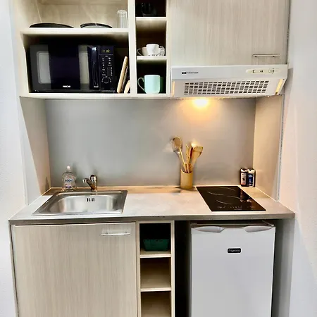 Le Petit Refuge - 2 Personnes - Parking Souterrain Λούρδη